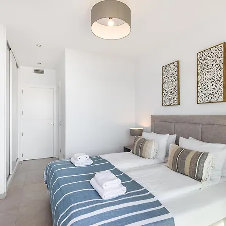 Sunset Cliffs Wellness & By Leo *